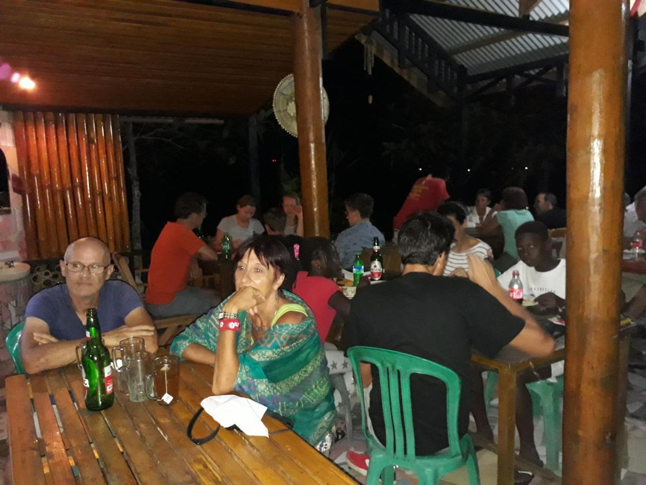 Abdi Homestay Arau Buitenkant foto